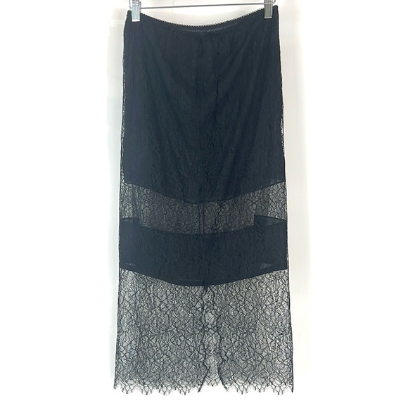 Chanel 17/SS Runway Black Lace Striped Midi Skirt - Picture 3 of 11